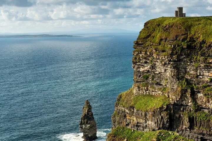 Private chauffeur day on a day trip from Dublin to the Cliffs of Moher, County Clare, Ireland